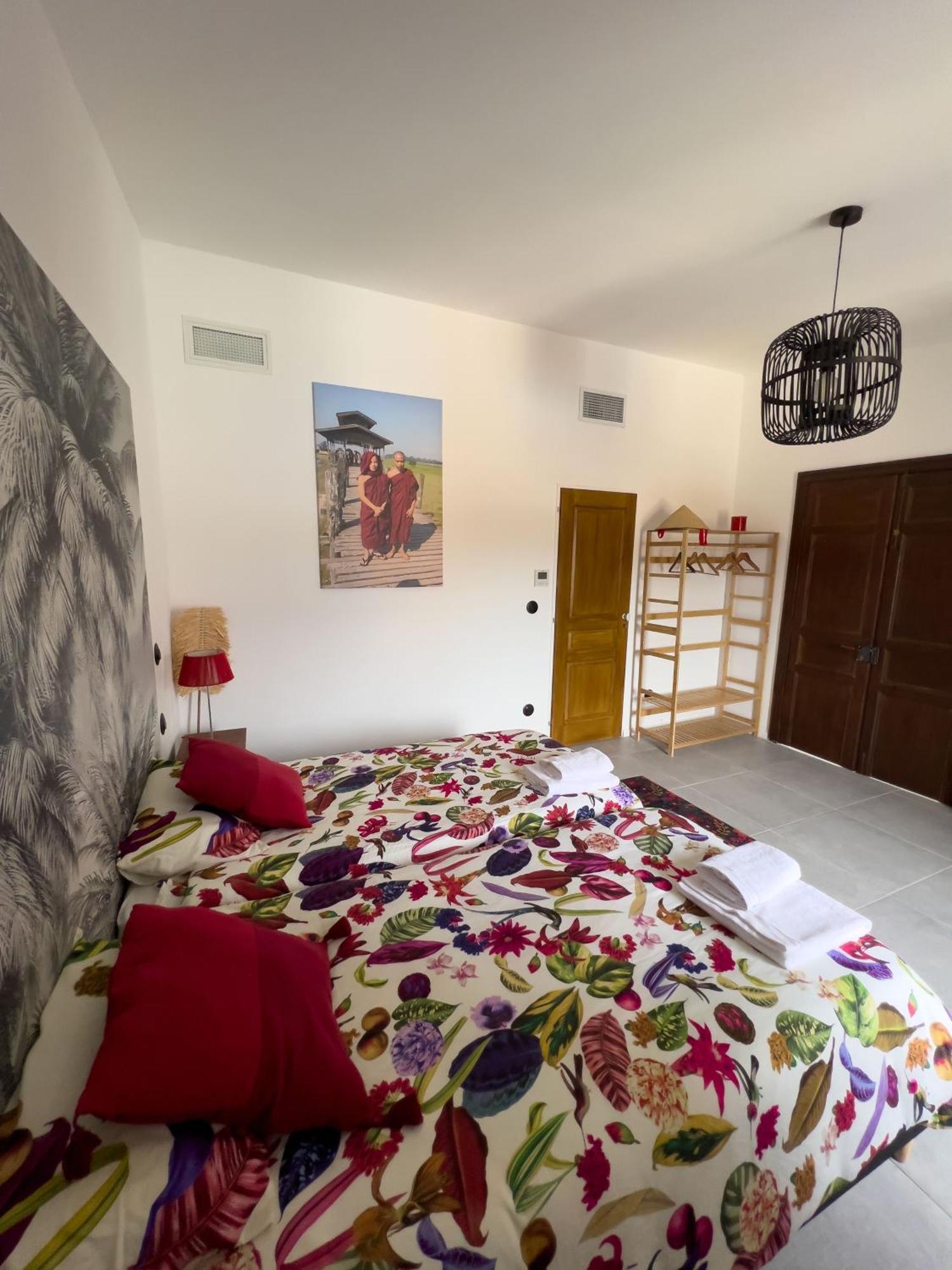 Les Baroudeurs De Saint Jean Bed & Breakfast Eksteriør bilde